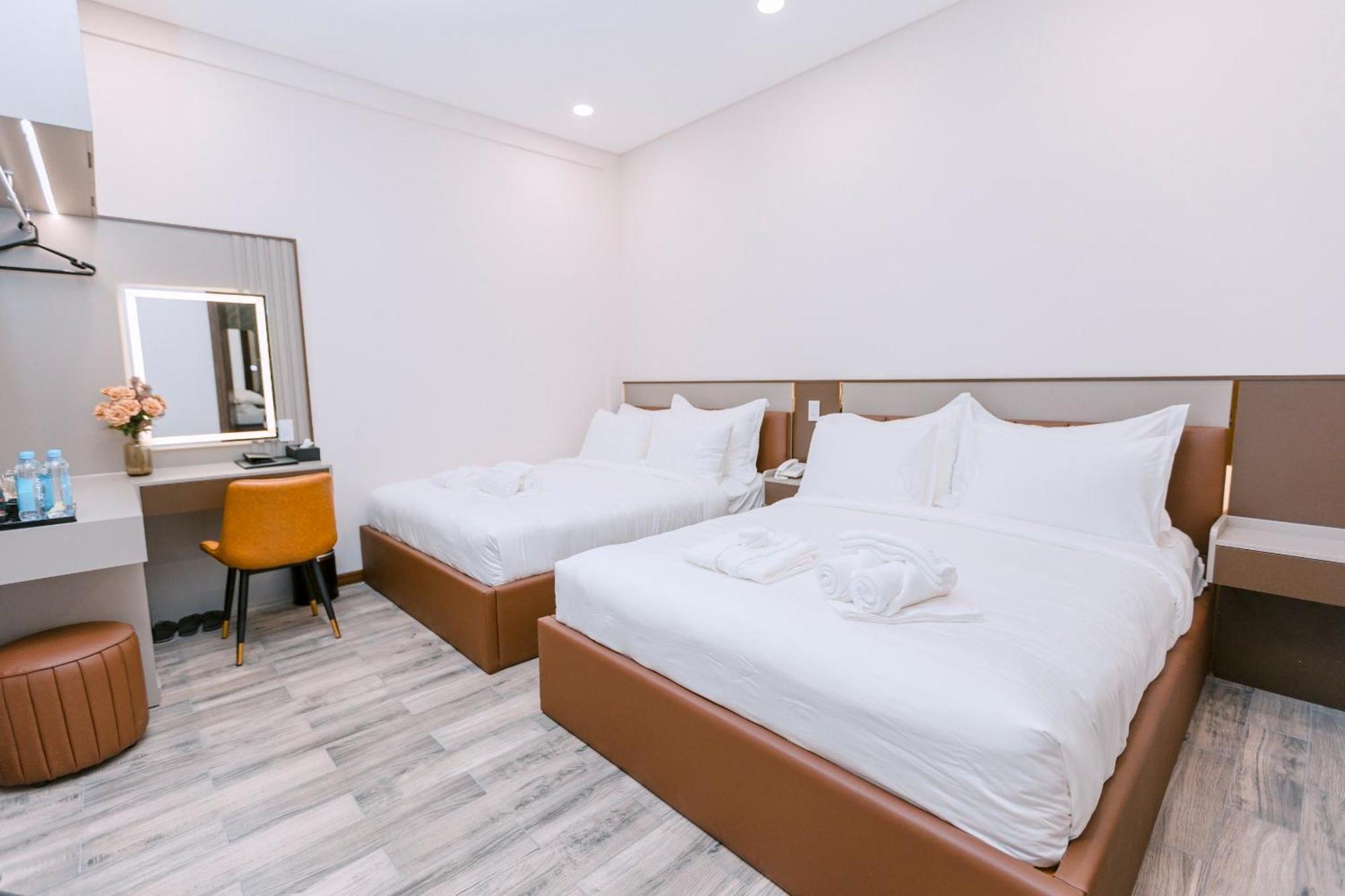 Vin Hotel Vĩnh Long Екстериор снимка