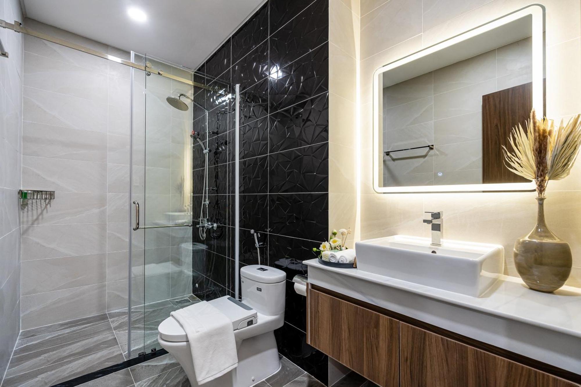 Vin Hotel Vĩnh Long Екстериор снимка