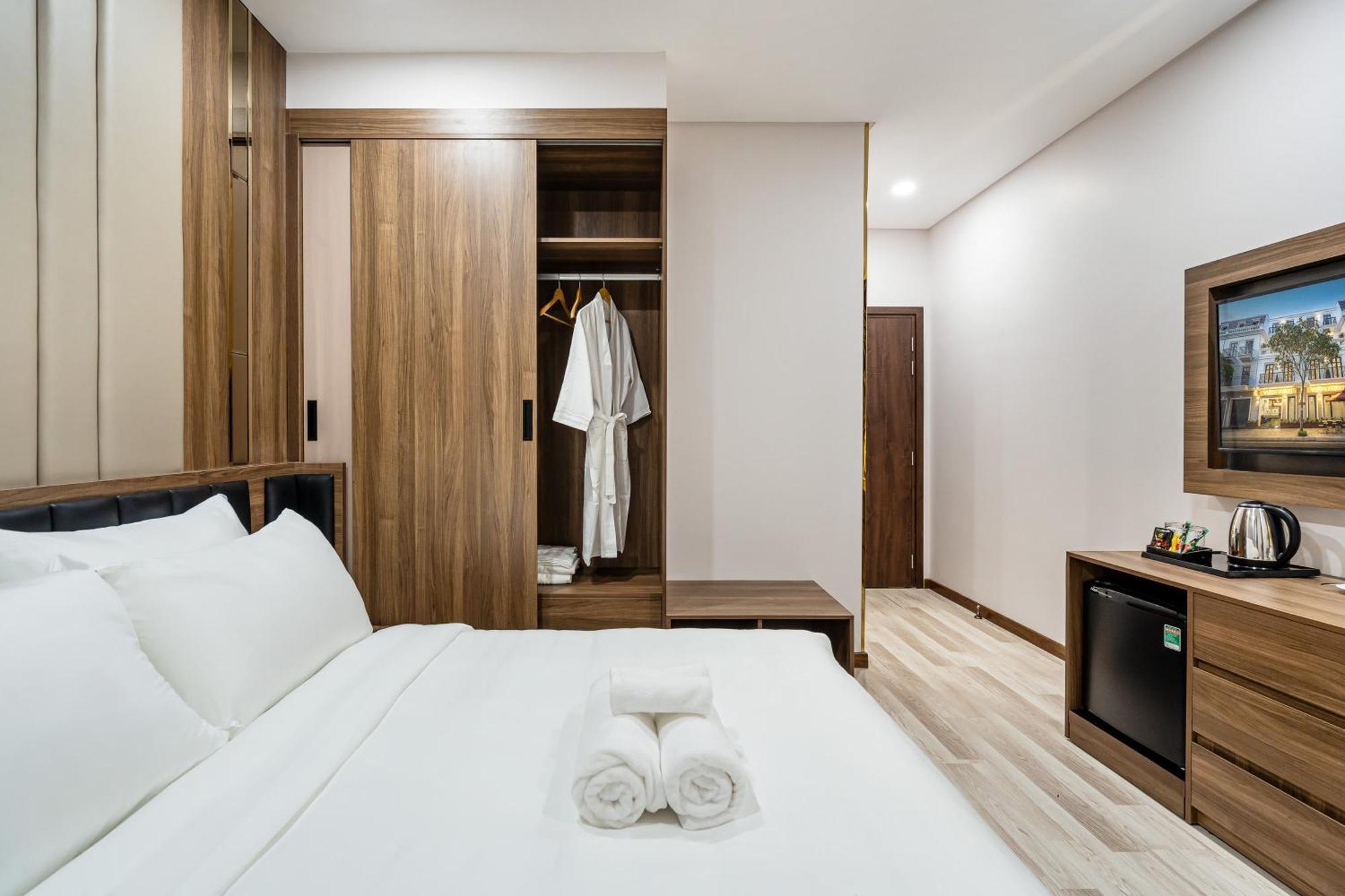 Vin Hotel Vĩnh Long Екстериор снимка