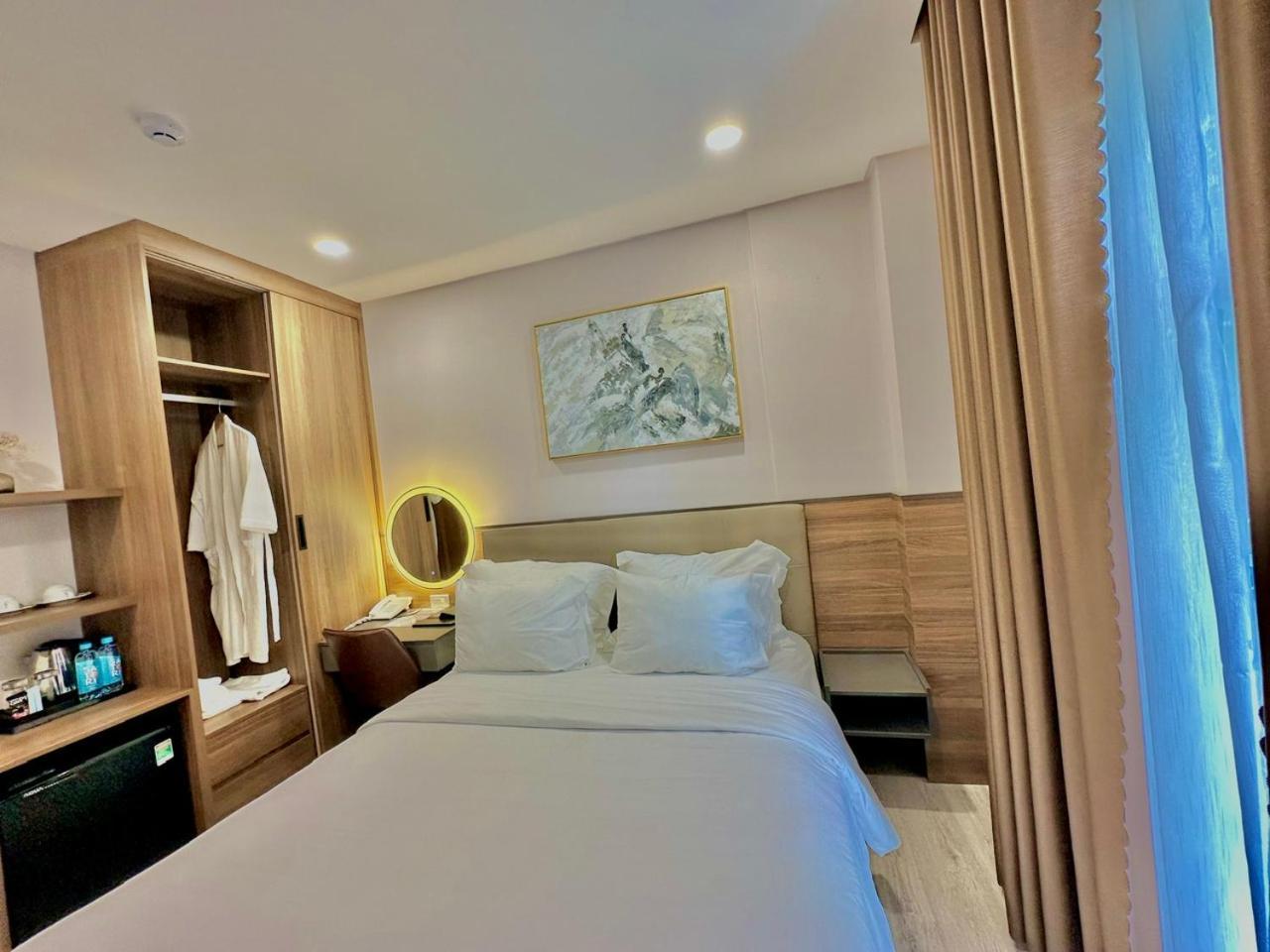 Vin Hotel Vĩnh Long Екстериор снимка